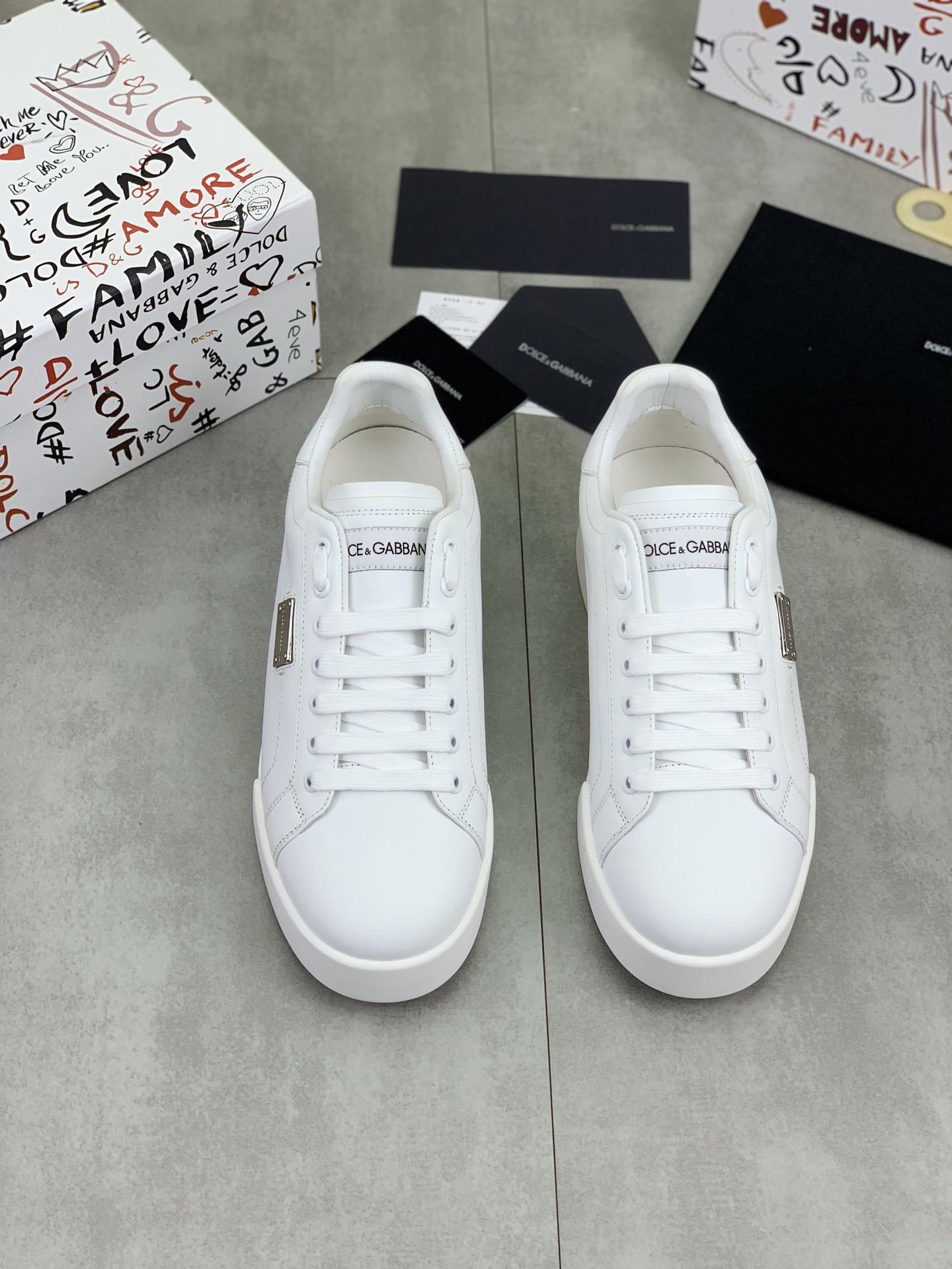 olce & Gabbana shoe